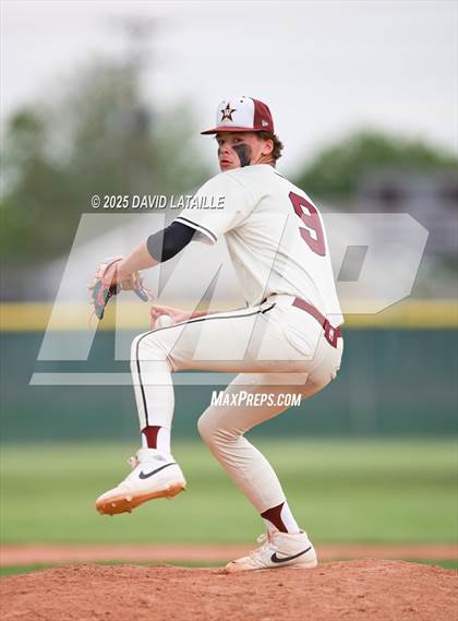 Thumbnail 2 in Fort Morgan @ Windsor (CHSAA 4A Regional Finals Game 2) photogallery.