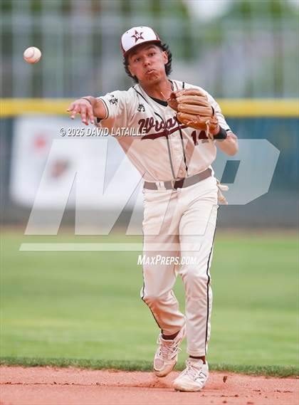 Thumbnail 1 in Fort Morgan @ Windsor (CHSAA 4A Regional Finals Game 2) photogallery.