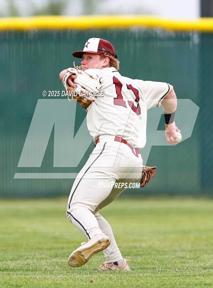 Thumbnail 3 in Fort Morgan @ Windsor (CHSAA 4A Regional Finals Game 2) photogallery.
