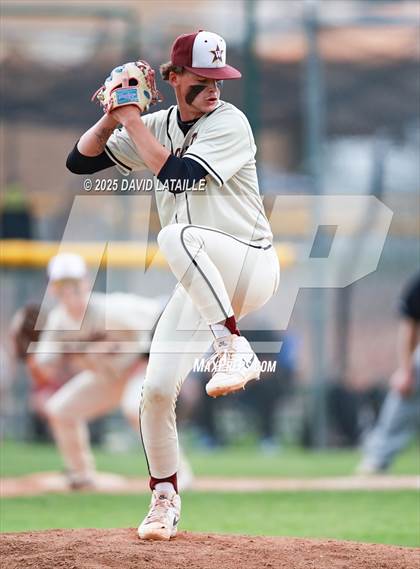 Thumbnail 3 in Fort Morgan @ Windsor (CHSAA 4A Regional Finals Game 2) photogallery.
