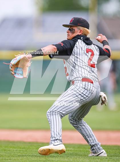 Thumbnail 2 in Fort Morgan @ Windsor (CHSAA 4A Regional Finals Game 2) photogallery.