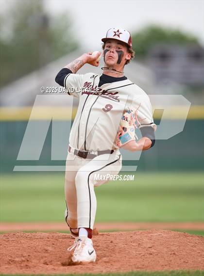Thumbnail 2 in Fort Morgan @ Windsor (CHSAA 4A Regional Finals Game 2) photogallery.