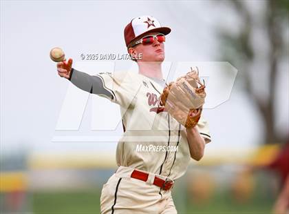 Thumbnail 3 in Fort Morgan @ Windsor (CHSAA 4A Regional Finals Game 2) photogallery.
