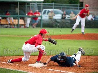 Thumbnail 2 in Hyde Park Baptist @ Second Baptist (4A 1st Round) photogallery.
