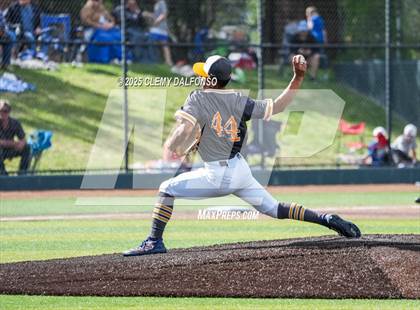 Thumbnail 2 in Flatirons Academy vs Akron (CHSAA 1A Championship) photogallery.