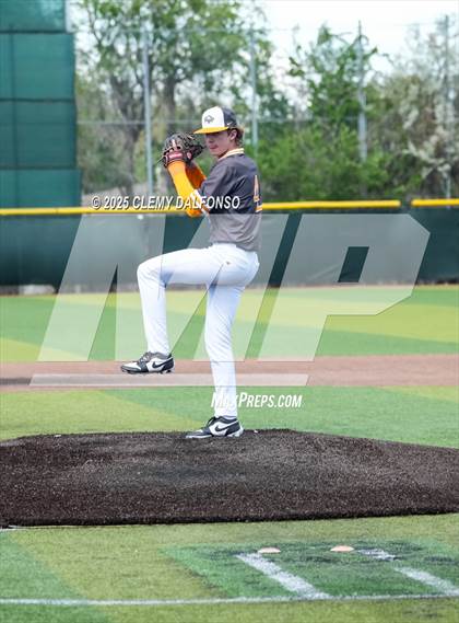 Thumbnail 2 in Flatirons Academy vs Akron (CHSAA 1A Championship) photogallery.
