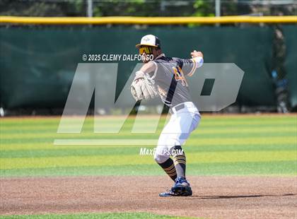 Thumbnail 2 in Flatirons Academy vs Akron (CHSAA 1A Championship) photogallery.