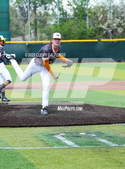 Thumbnail 1 in Flatirons Academy vs Akron (CHSAA 1A Championship) photogallery.