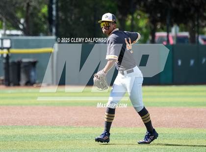Thumbnail 2 in Flatirons Academy vs Akron (CHSAA 1A Championship) photogallery.