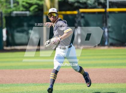 Thumbnail 1 in Flatirons Academy vs Akron (CHSAA 1A Championship) photogallery.