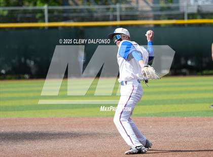 Thumbnail 2 in Flatirons Academy vs Akron (CHSAA 1A Championship) photogallery.