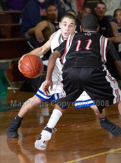 Thumbnail 1 in Wood vs. Salesian (Gridley Invitational) photogallery.