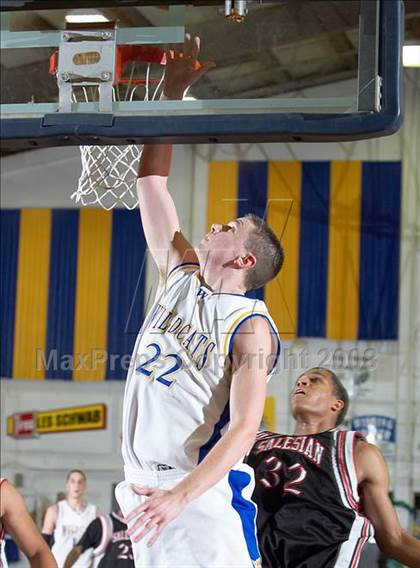 Thumbnail 2 in Wood vs. Salesian (Gridley Invitational) photogallery.
