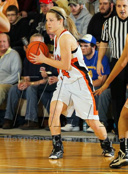 Thumbnail 1 in Port Allegany vs. Clarion Area (PIAA District IX A Final) photogallery.