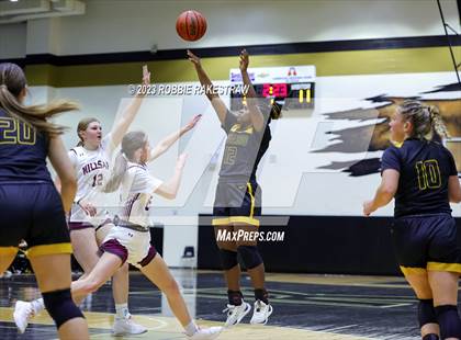 Thumbnail 1 in Malakoff vs. Millsap (Kaufman Holiday Tournament) photogallery.