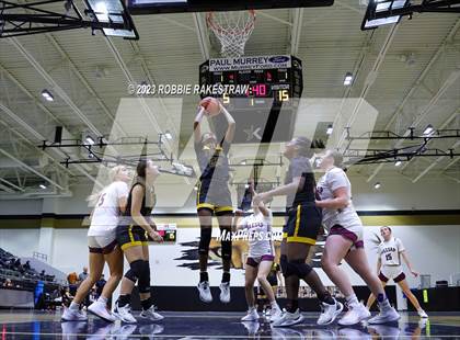 Thumbnail 3 in Malakoff vs. Millsap (Kaufman Holiday Tournament) photogallery.