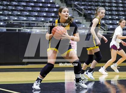 Thumbnail 3 in Malakoff vs. Millsap (Kaufman Holiday Tournament) photogallery.