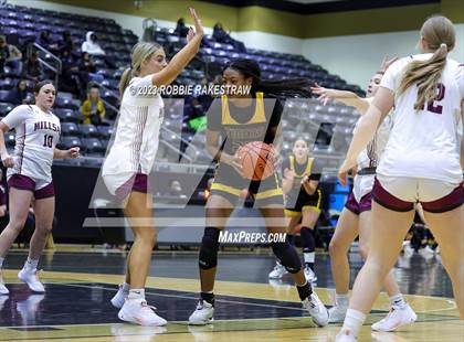 Thumbnail 3 in Malakoff vs. Millsap (Kaufman Holiday Tournament) photogallery.