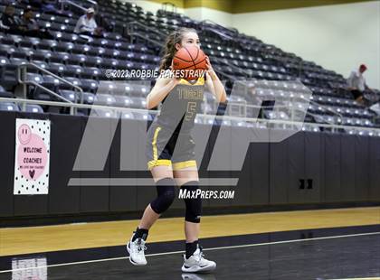 Thumbnail 2 in Malakoff vs. Millsap (Kaufman Holiday Tournament) photogallery.