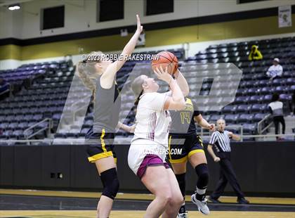 Thumbnail 3 in Malakoff vs. Millsap (Kaufman Holiday Tournament) photogallery.
