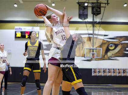 Thumbnail 1 in Malakoff vs. Millsap (Kaufman Holiday Tournament) photogallery.