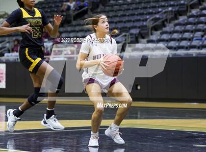 Thumbnail 2 in Malakoff vs. Millsap (Kaufman Holiday Tournament) photogallery.