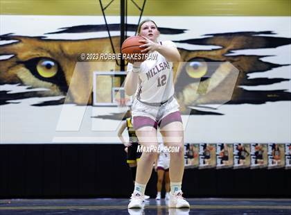 Thumbnail 2 in Malakoff vs. Millsap (Kaufman Holiday Tournament) photogallery.