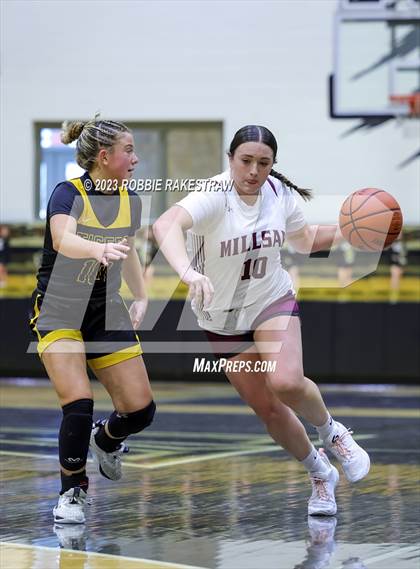 Thumbnail 3 in Malakoff vs. Millsap (Kaufman Holiday Tournament) photogallery.