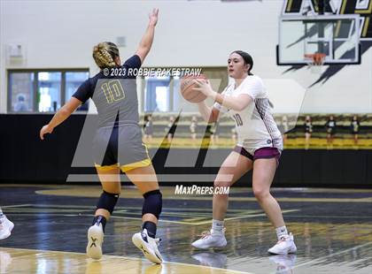 Thumbnail 2 in Malakoff vs. Millsap (Kaufman Holiday Tournament) photogallery.