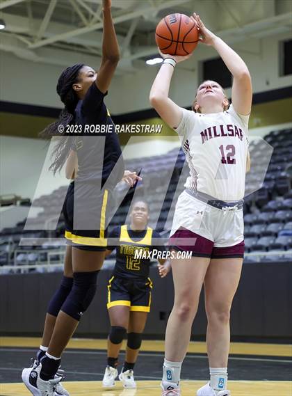 Thumbnail 1 in Malakoff vs. Millsap (Kaufman Holiday Tournament) photogallery.