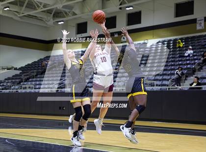 Thumbnail 1 in Malakoff vs. Millsap (Kaufman Holiday Tournament) photogallery.