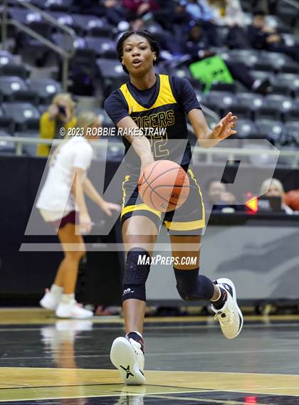 Thumbnail 2 in Malakoff vs. Millsap (Kaufman Holiday Tournament) photogallery.