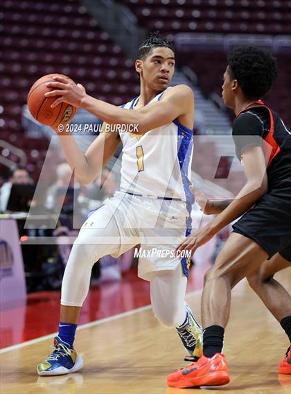 Thumbnail 1 in Archbishop Carroll vs. Lincoln Park Performing Arts (PIAA 4A Championship) photogallery.