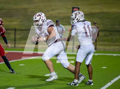 Thumbnail 1 in Grapeland vs. Deweyville (UIL 2A D2 Football Bi-District) photogallery.
