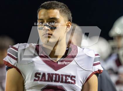 Thumbnail 3 in Grapeland vs. Deweyville (UIL 2A D2 Football Bi-District) photogallery.