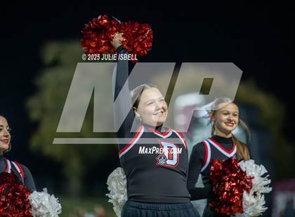 Thumbnail 3 in Grapeland vs. Deweyville (UIL 2A D2 Football Bi-District) photogallery.