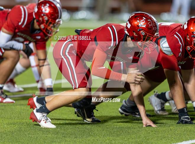Photo 27 in the Grapeland vs. Deweyville (UIL 2A D2 Football Bi ...