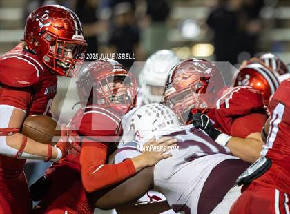 Thumbnail 2 in Grapeland vs. Deweyville (UIL 2A D2 Football Bi-District) photogallery.