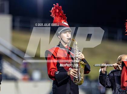 Thumbnail 2 in Grapeland vs. Deweyville (UIL 2A D2 Football Bi-District) photogallery.