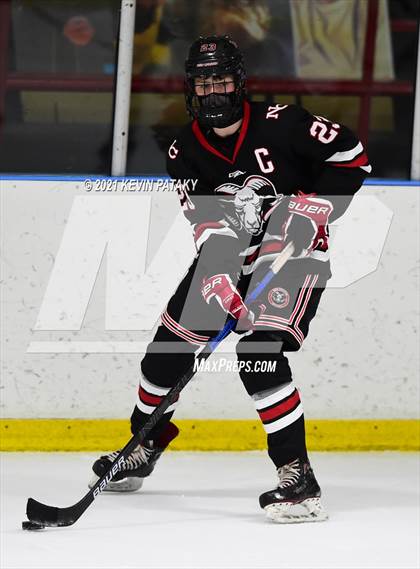 Thumbnail 3 in New Canaan @ Fairfield Warde/Ludlowe photogallery.