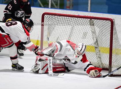 Thumbnail 3 in New Canaan @ Fairfield Warde/Ludlowe photogallery.