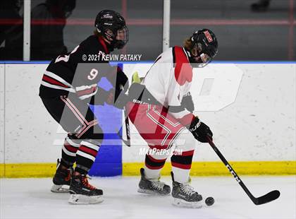 Thumbnail 3 in New Canaan @ Fairfield Warde/Ludlowe photogallery.