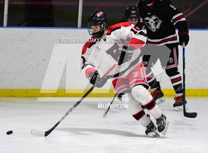 Thumbnail 2 in New Canaan @ Fairfield Warde/Ludlowe photogallery.
