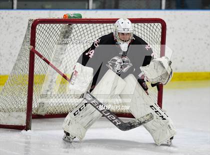 Thumbnail 3 in New Canaan @ Fairfield Warde/Ludlowe photogallery.