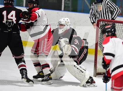 Thumbnail 3 in New Canaan @ Fairfield Warde/Ludlowe photogallery.