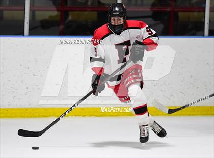 Thumbnail 1 in New Canaan @ Fairfield Warde/Ludlowe photogallery.
