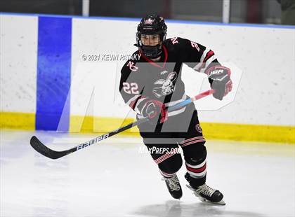 Thumbnail 3 in New Canaan @ Fairfield Warde/Ludlowe photogallery.
