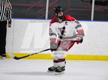 Thumbnail 2 in New Canaan @ Fairfield Warde/Ludlowe photogallery.