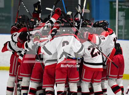 Thumbnail 2 in New Canaan @ Fairfield Warde/Ludlowe photogallery.