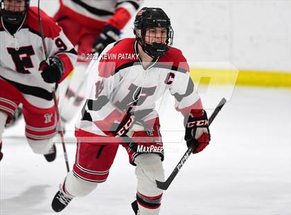 Thumbnail 3 in New Canaan @ Fairfield Warde/Ludlowe photogallery.